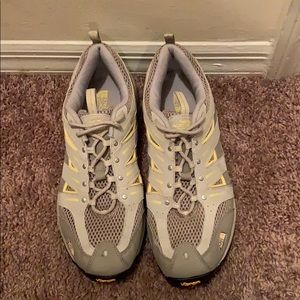 North Face hiking shoe